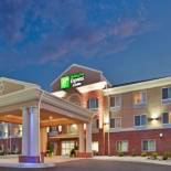 Фотография гостиницы Holiday Inn Express Hotel & Suites El Dorado, an IHG Hotel