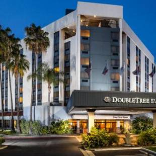 Фотографии гостиницы 
            DoubleTree by Hilton Carson