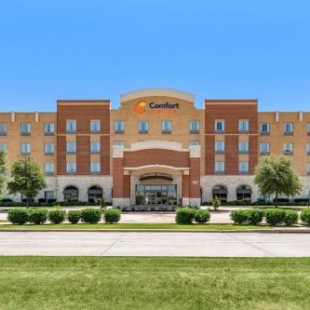 Фотография гостиницы Comfort Suites Frisco