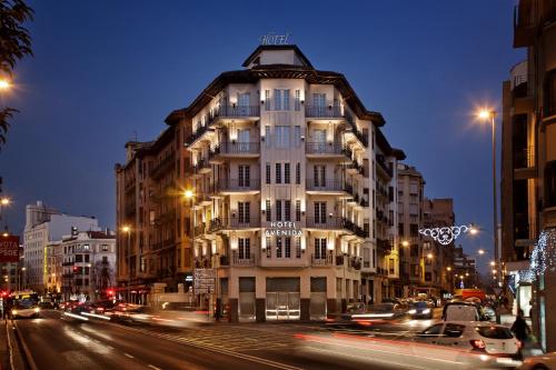 Фотография гостиницы Hotel Avenida