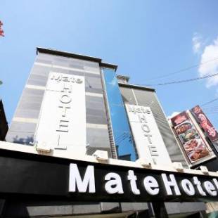 Фотографии гостиницы 
            Mate Hotel