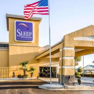 Фотографии гостиницы 
            Sleep Inn near Outlets