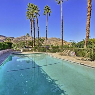 Фотография гостевого дома Palm Desert Townhouse with Mtn Views and Pool Access!