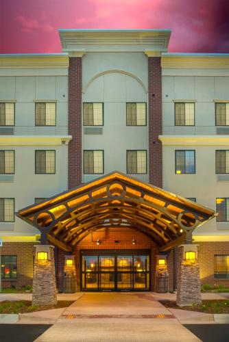 Фотография гостиницы Staybridge Suites Denver - Central Park, an IHG Hotel