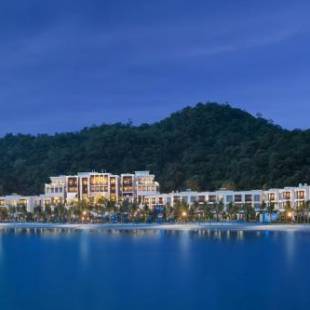 Фотографии гостиницы 
            The St. Regis Langkawi