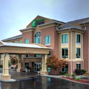 Фотографии гостиницы 
            Holiday Inn Express Hotel & Suites Richmond, an IHG Hotel