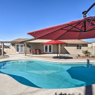 Фотография гостевого дома Pristine, Modern Lake Havasu City Home with Pvt Pool