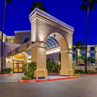 Фотографии гостиницы 
            Best Western Escondido Hotel