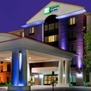 Фотографии гостиницы 
            Holiday Inn Express & Suites Chesapeake, an IHG Hotel