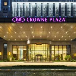 Фотографии гостиницы 
            Crowne Plaza Wuhan Development Zone, an IHG Hotel