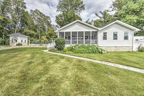 Фотографии гостевого дома 
            Ephraim Home with Yard - Walk to Lake Michigan!