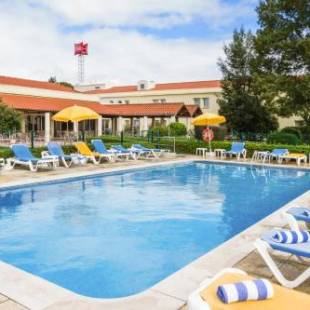 Фотографии гостиницы 
            Hotel ibis Setubal