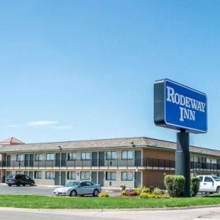 Фотографии гостиницы 
            Rodeway Inn Greeley