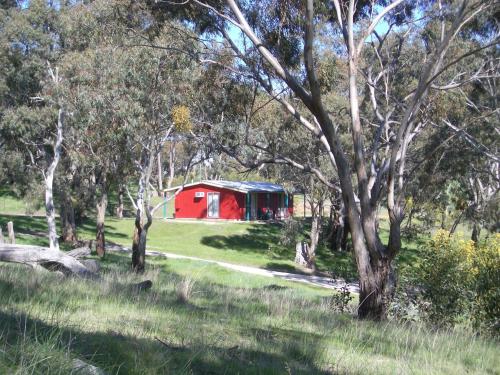 Фотографии базы отдыха 
            Clare Valley Cabins