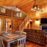 Фотография мини отеля Cobble Mountain Lodge