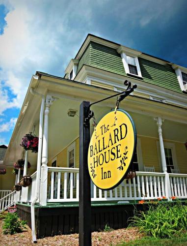 Фотография мини отеля Ballard House Inn