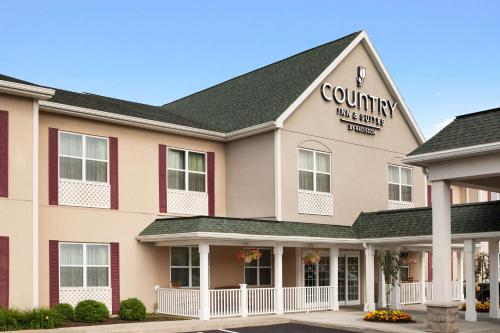 Фотография гостиницы Country Inn & Suites by Radisson, Ithaca, NY