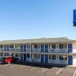 Фотографии гостиницы 
            Motel 6-Reno, NV - West