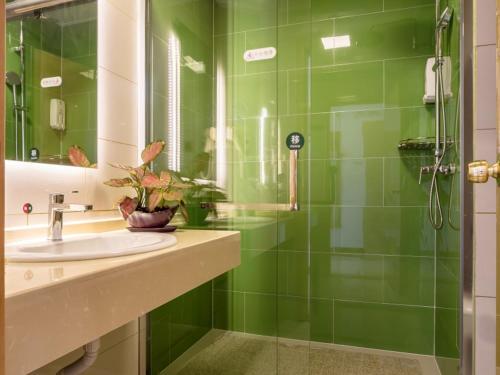 Фотография гостиницы GreenTree InnChangZhou Wujin District Huangli Town Taoyuan Road Express Hotel