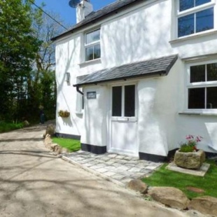 Фотография гостевого дома Cob Cottage