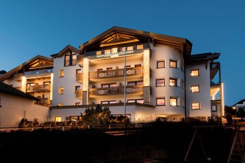 Фотография гостиницы Hotel Bergblick