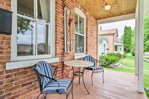 Фотографии гостевого дома 
            Historic Wabasha Home with Patio in Downtown!