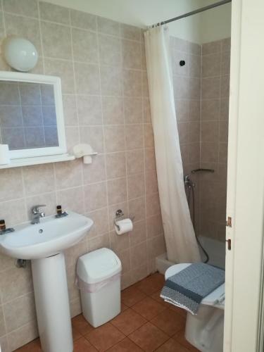 Фотография апарт отеля Ta Adelfia