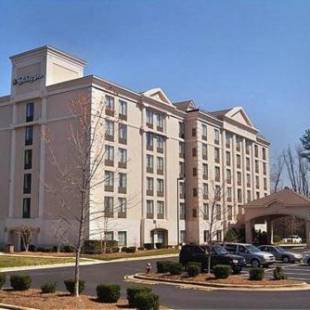 Фотографии гостиницы 
            Holiday Inn & Suites Raleigh Cary, an IHG Hotel
