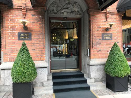 Фотография гостиницы Ascot Hotel