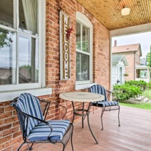 Фотография гостевого дома Historic Wabasha Home with Patio in Downtown!