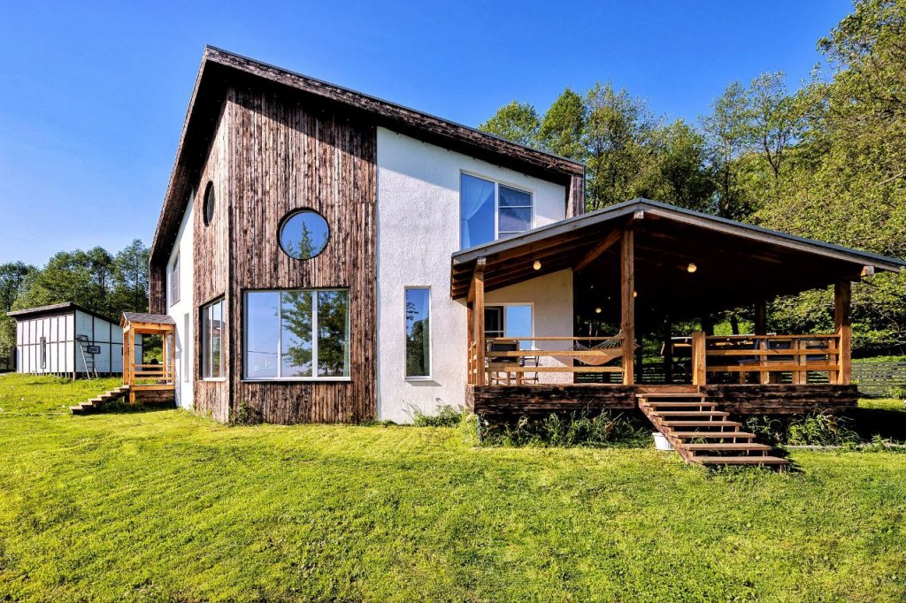 Фотография Коттеджа Частный Дом на Реке Green Place House