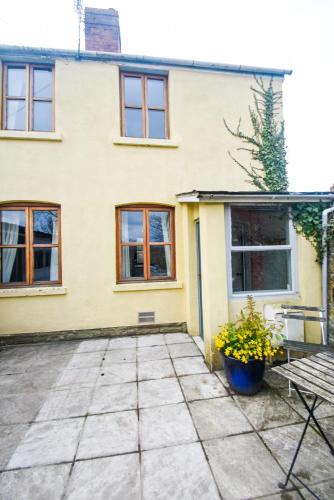 Фотография гостевого дома Small Brook Cottage