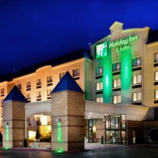 Фотографии гостиницы 
            Holiday Inn Hotel & Suites Council Bluffs, an IHG Hotel