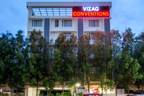 Фотографии гостиницы 
            Comfort Rooms @Vizag Conventions