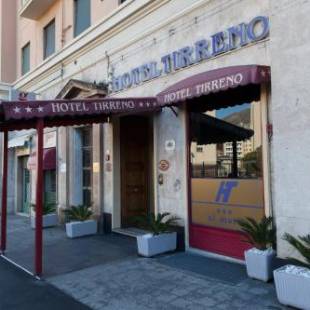 Фотографии гостиницы 
            Hotel Tirreno