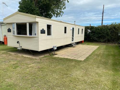 Фотографии гостевого дома 
            3 Bed 8 Berth Caravan in California Cliffs - M1