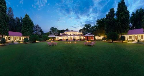 Фотографии гостиницы 
            Sawai Madhopur Lodge - IHCL SeleQtions