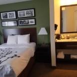 Фотография гостиницы Sleep Inn Kansas City International Airport