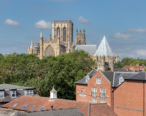 Фотография гостиницы DoubleTree by Hilton York