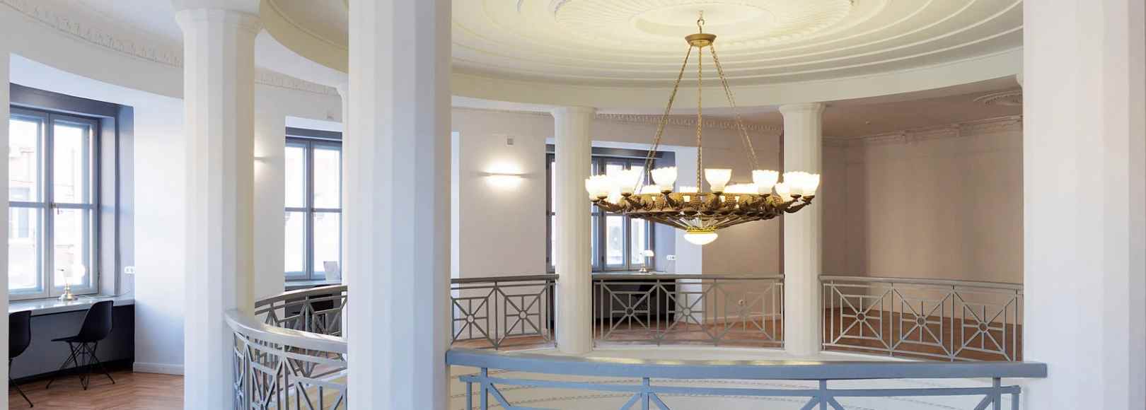 Фотография фойе Балкон ротонды Центра культуры Рекорд