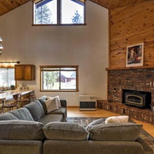 Фотография гостевого дома Ashland Cabin - 170 Acres with Mountain Views and Sauna
