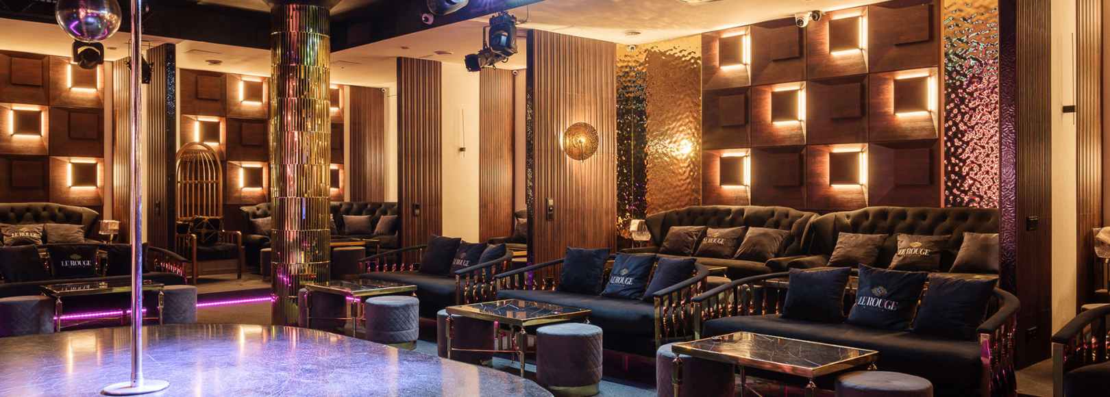 Фотография банкетного зала Le Rouge Cabaret Основной зал