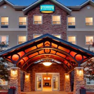 Фотографии гостиницы 
            Staybridge Suites - Calgary Airport, an IHG Hotel