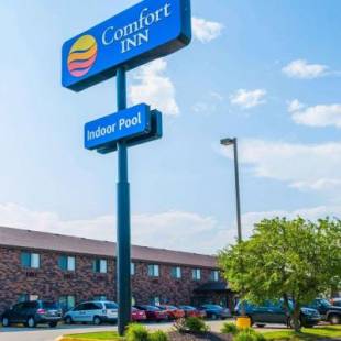 Фотографии гостиницы 
            Comfort Inn Near Kokomo Speedway