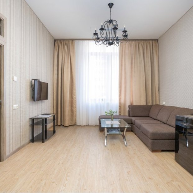 Фотографии квартиры 
            Апартаменты Stay Inn on Buzand Str. 17-240