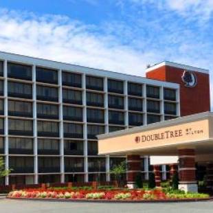 Фотографии гостиницы 
            DoubleTree by Hilton Charlottesville