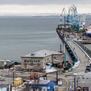 Фотография транспортного узла Корсаковский морской торговый порт