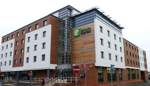 Фотография гостиницы Holiday Inn Express Harlow, an IHG Hotel