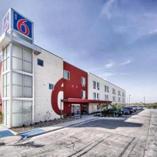 Фотографии гостиницы 
            Motel 6-Weslaco, TX