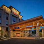 Фотография гостиницы Hampton Inn & Suites Roseburg